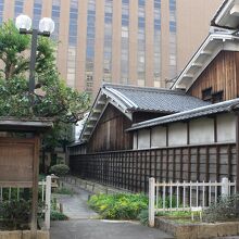 東側の史跡公園