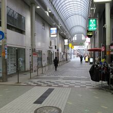 右手は西二階町につづきます