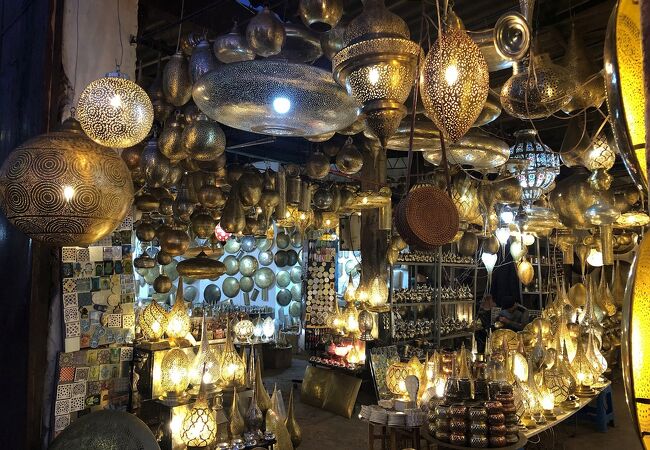 マラケシュ伝統工芸館 購入 真鍮モロッコランプ 真鍮スーク クチコミ
