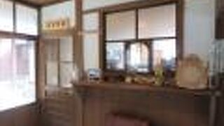 新町筋にあります