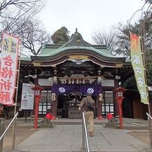 川越八幡宮拝殿