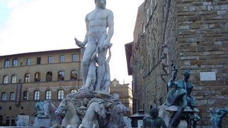 シニョーリア広場にある噴水