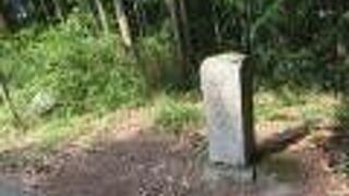 駐車場からかなりあります