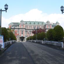 土佐堀川に架かる栴檀木橋