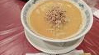 ランチで担担麺をいただきました