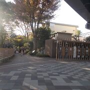 神田川沿いの公園です。