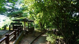 二上山公園万葉植物園