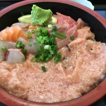 漁師ねぎとろ丼定食