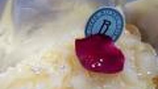 季節ごとに限定のケーキがあります