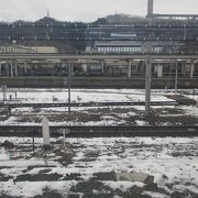 雪の米原駅