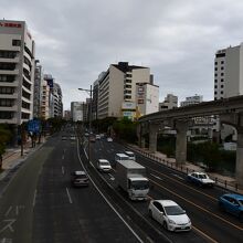 川とゆいレール