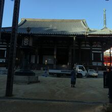 歴史を語る本堂