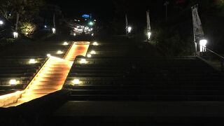 夜のライトアップが綺麗でした