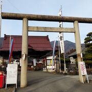 北国街道柳町の先にある神社