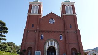 長崎を代表する教会のひとつです