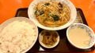 開店と同時に満席になるお店