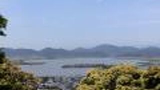 琵琶湖の東端にある西の湖ですが、安土城の西側の湖だから西の湖なのでしょう