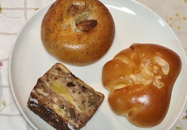 バゲットは焼き上がり時間をチェック　