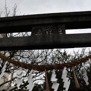 識名園の近くにある神社