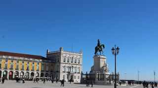 リベイラ宮殿の跡地