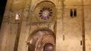 夜は閉まっていました