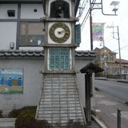 御成坂公園のからくり人形時計塔は、素晴らしい造りです。４体以上のからくり人形が登場します。