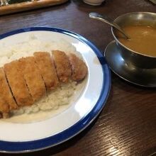 カツカレー