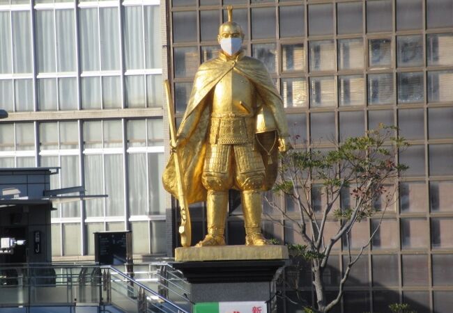 黄金の織田信長公像 クチコミ アクセス 営業時間 岐阜市 フォートラベル