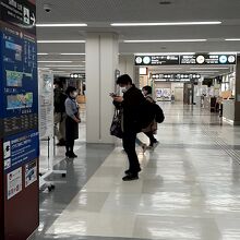 保安検査場を抜けて、この奥にあります