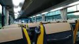 混んでないけど遅延…