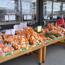 店頭にて超お買い得の袋井詰め！