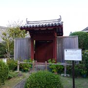 長崎市街の唐人屋敷門を移設