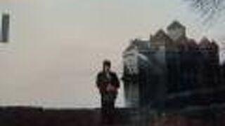 レマン湖の古城