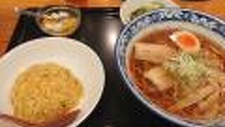 駅前で便利です