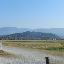 藤原宮跡からの香具山