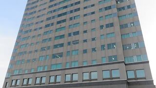 盛岡駅西口の複合ビル