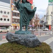 槍ヶ岳開山の祖