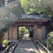 報国寺 山門