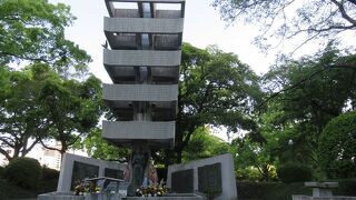 【動員学徒慰霊塔】前途ある多くの若者が…