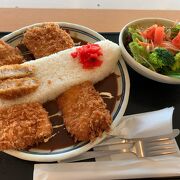 期間限定の特盛空カツカレーを食べに