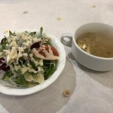 サラダとスープ