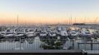 優雅なマリーナ