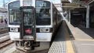 東半分も運行本数はさほど多くない