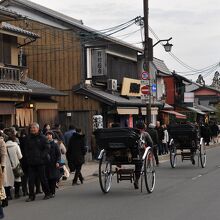 いかにも観光的な商店街