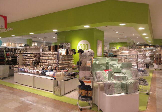 スリーコインズ プラス ルミネ池袋店 クチコミ アクセス 営業時間 池袋 フォートラベル