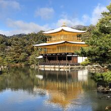 雪の金閣寺