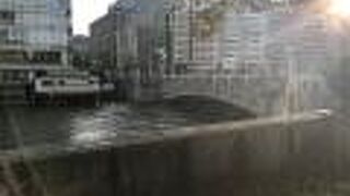 土佐堀川にかかる著名な橋