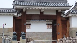 【駿府城東御門（高麗門）】東御門は工事中でした