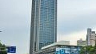 眺望が楽しめる高層ビル