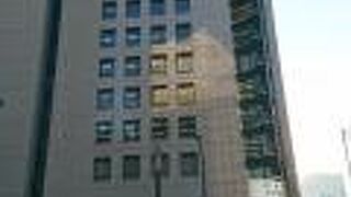 皇居の眺めがすばらしい日比谷交差点のビル